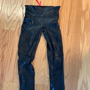 SPANX MOTO leggings